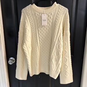 NWT Cable Knit Cream Sweater size medium